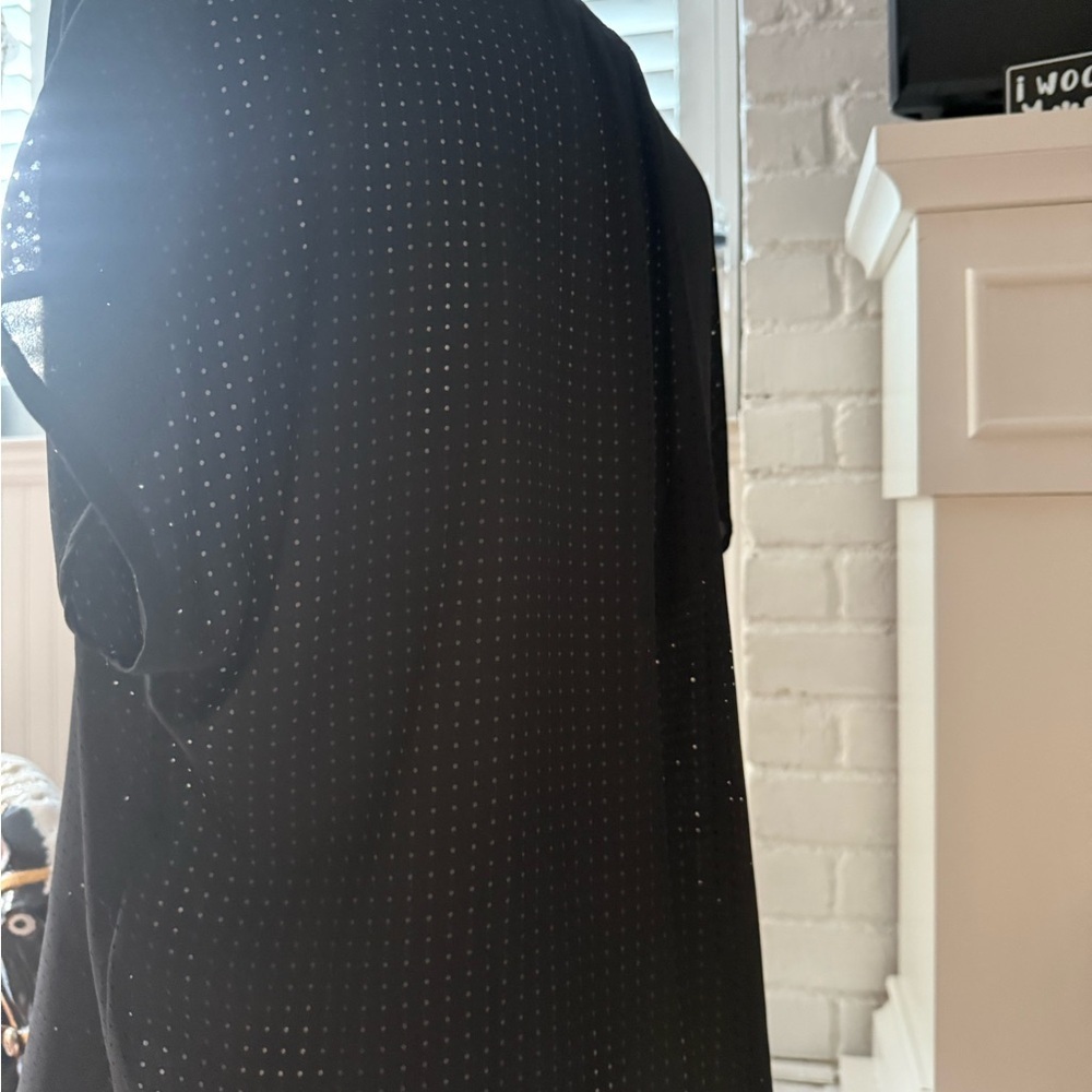 Banana Republic Black Boxy Short Sleeve Blouse - Picture 8 of 10